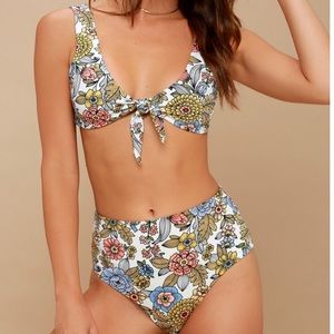 LuLu’s high waisted floral bikini size S